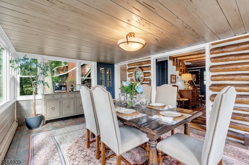 Formal dining rm