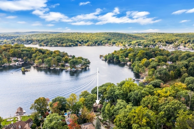 Aerial location main lake