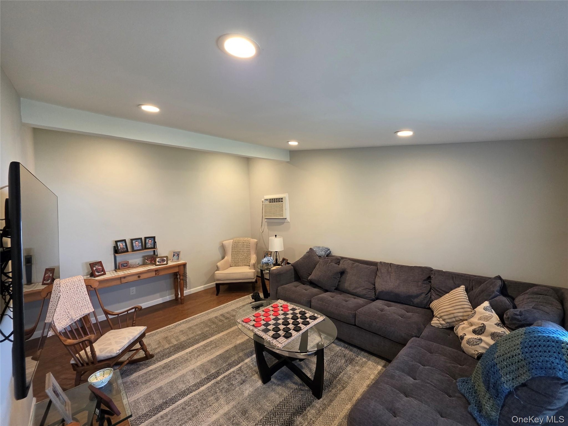 Large Den with Fresh Paint and LVT flooring!
