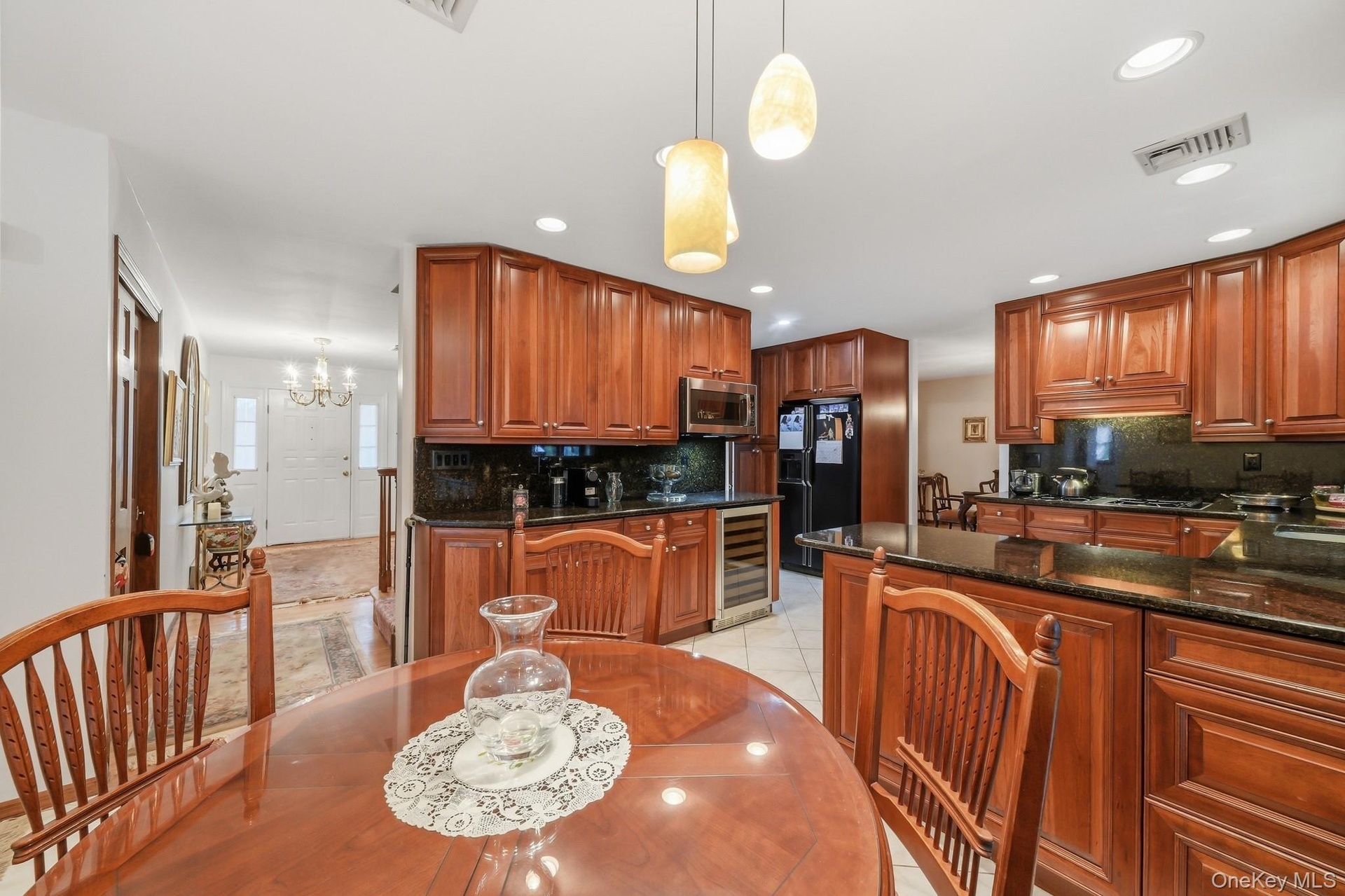 Eat in kitchen