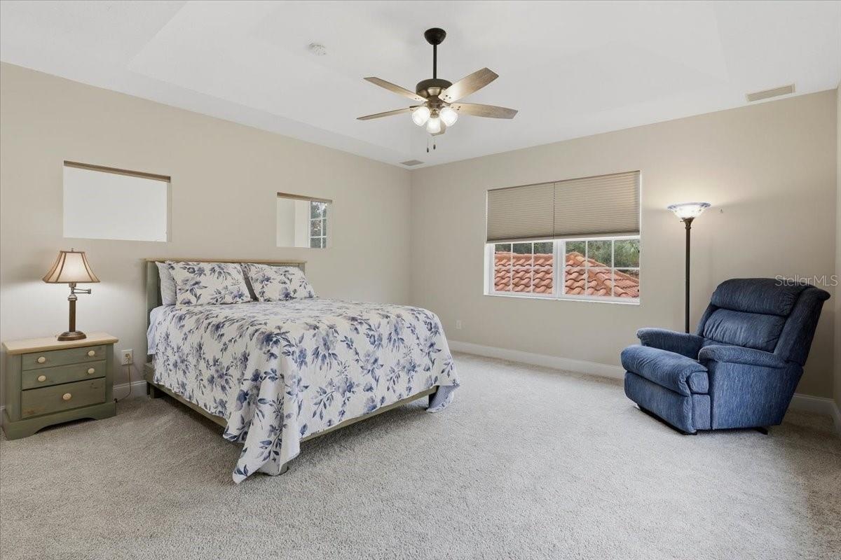 Upstairs 2nd primary suite