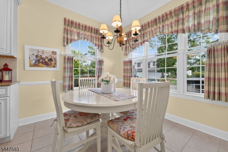 Breakfast Room