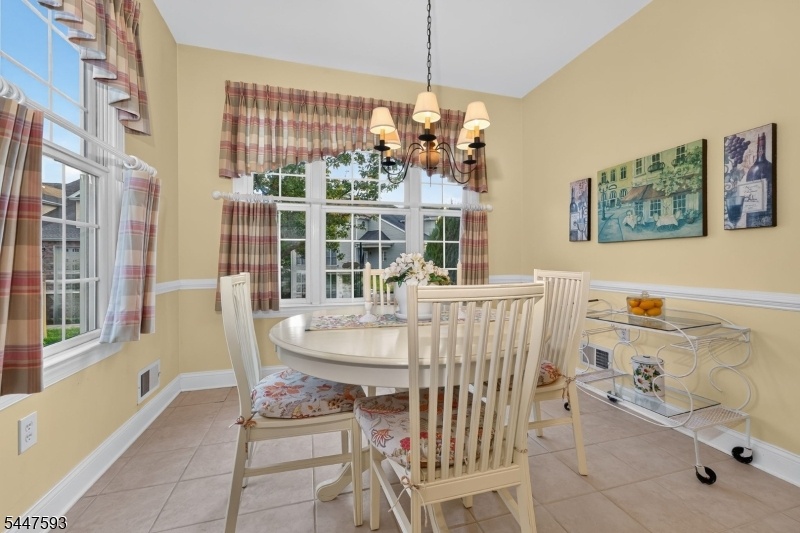 Breakfast Room