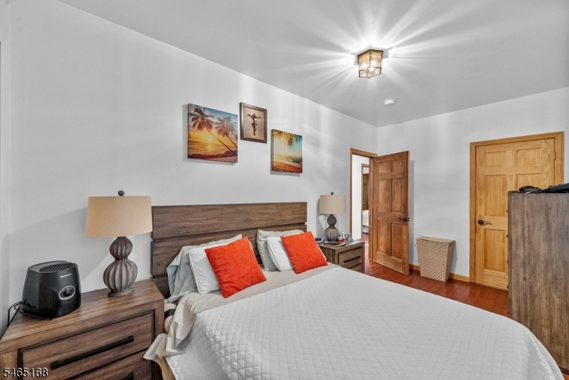 unit 1 bed