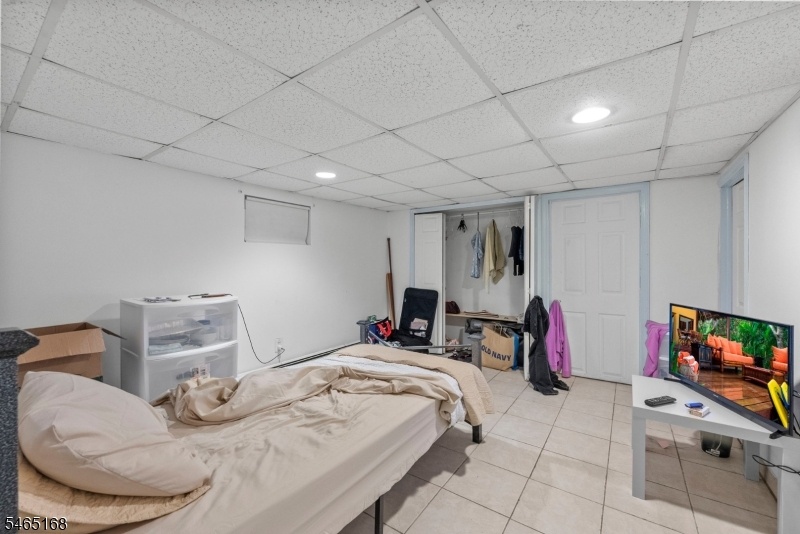 basement bonus room 1