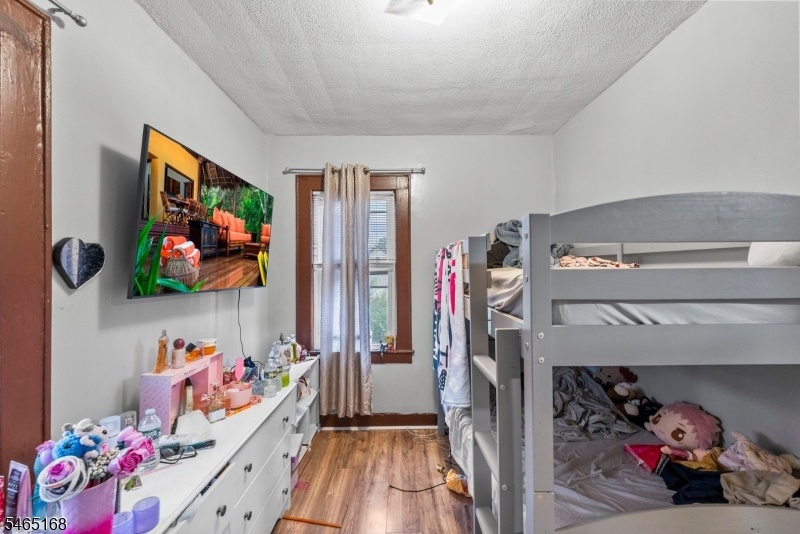 unit 2 bed