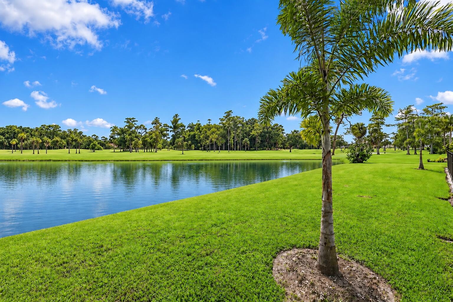 180 degree private and unobstructed lake and golf course views.