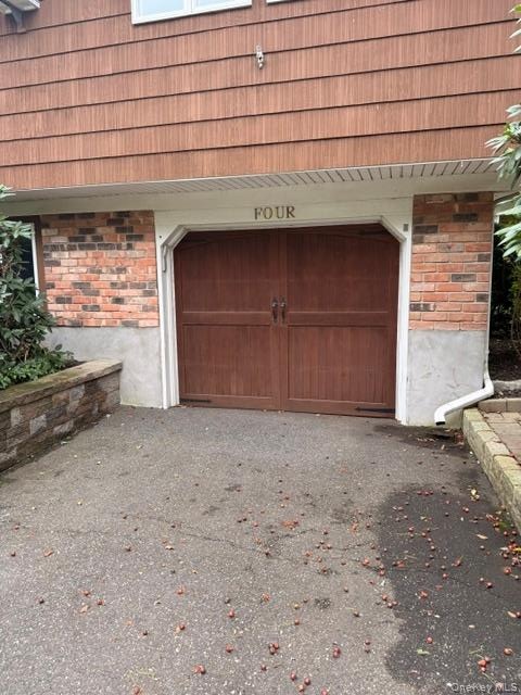 barn door style garage door