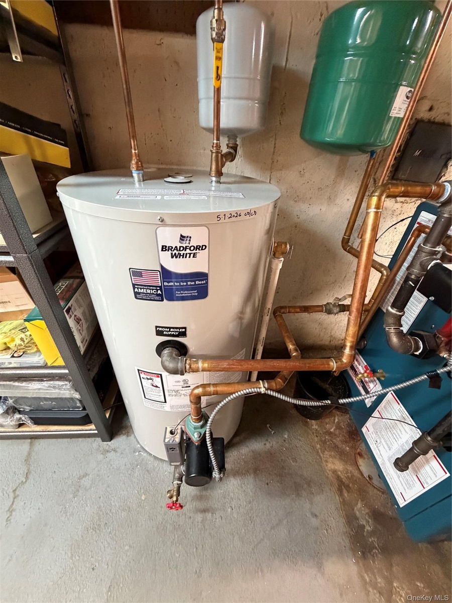 New Hot water tank, heater, with expansion tank,