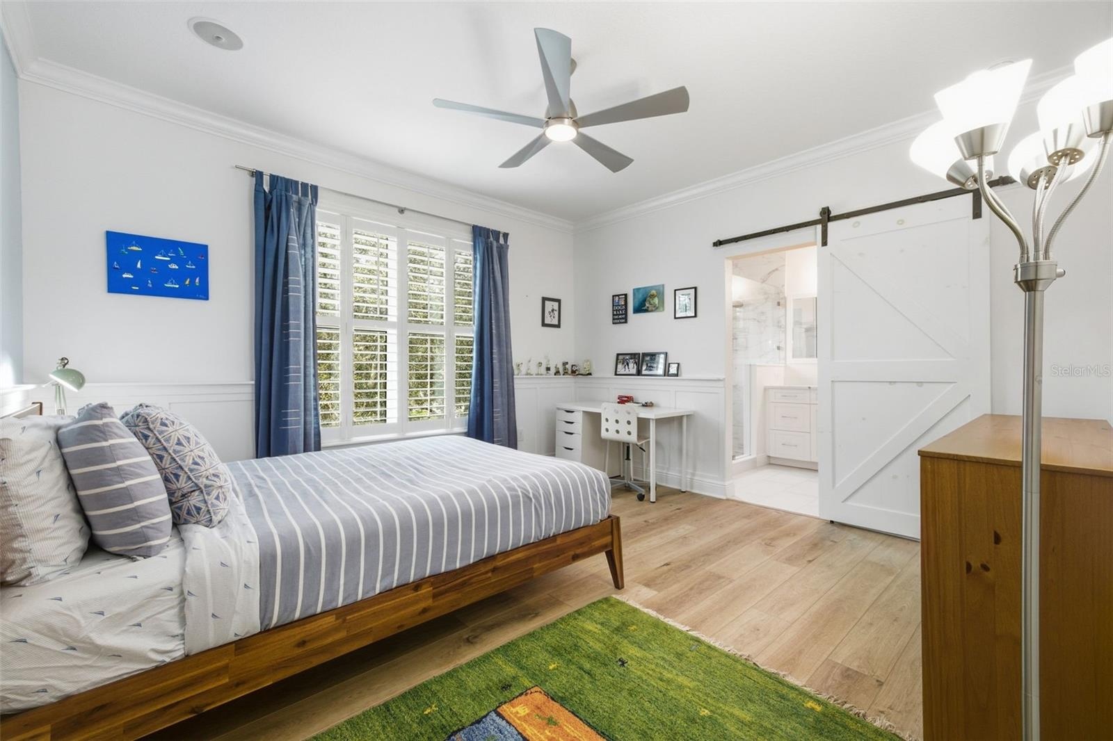 Bedroom 3 has an en-suite bathroom & walk in closet