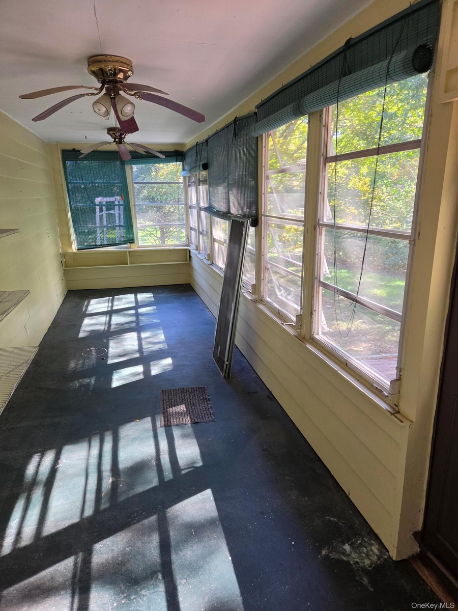3 season room