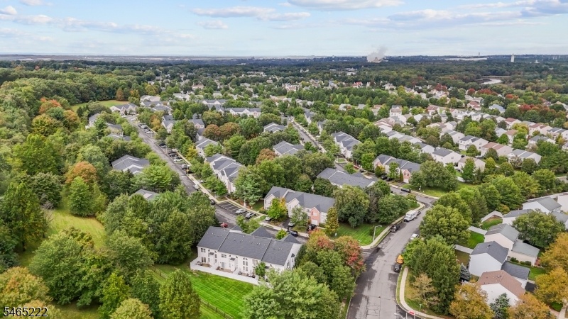 Windsong Cir Community