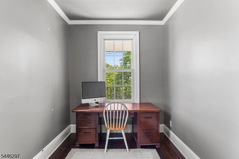 Flex Bedroom Office