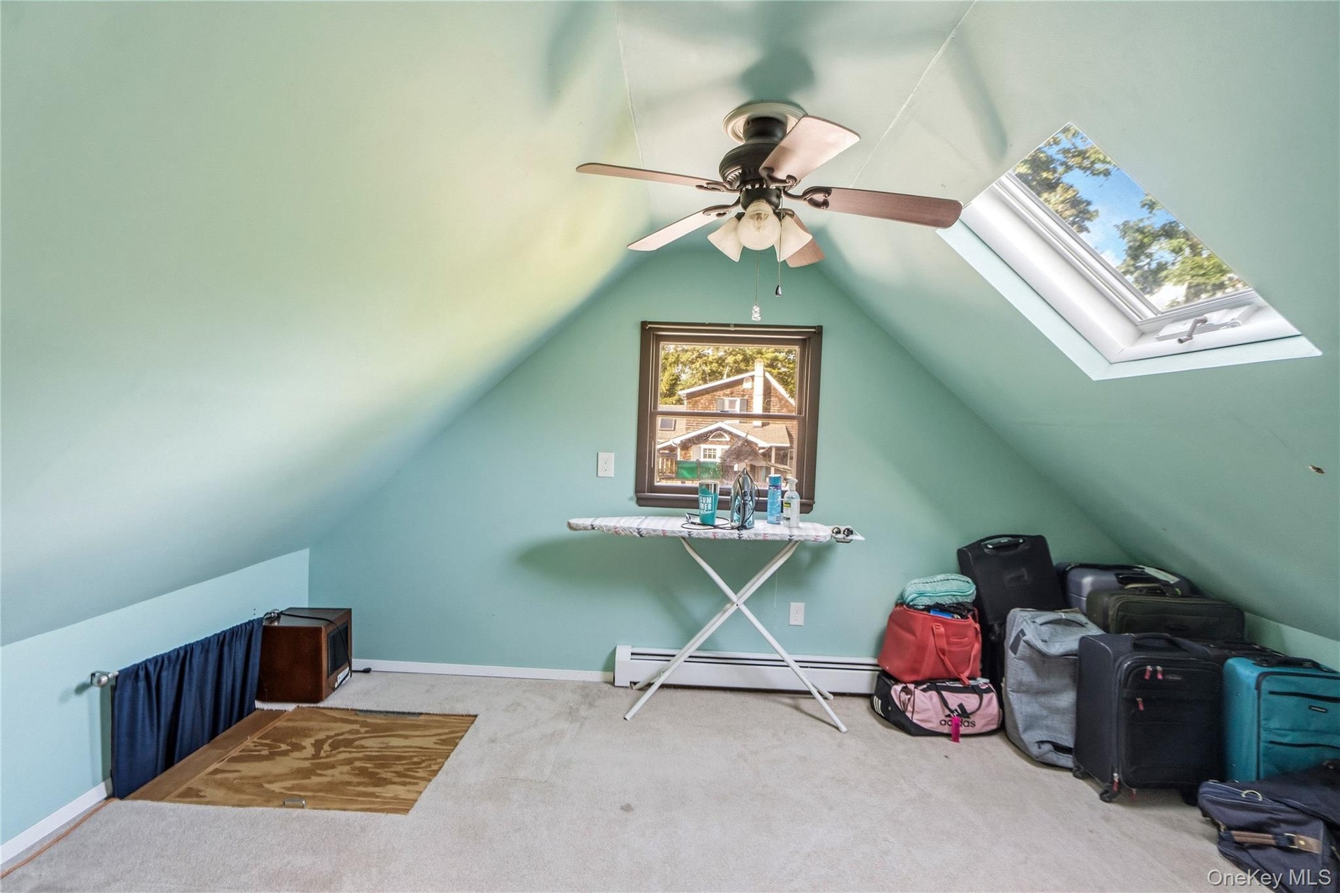 2nd Floor Bonus Room