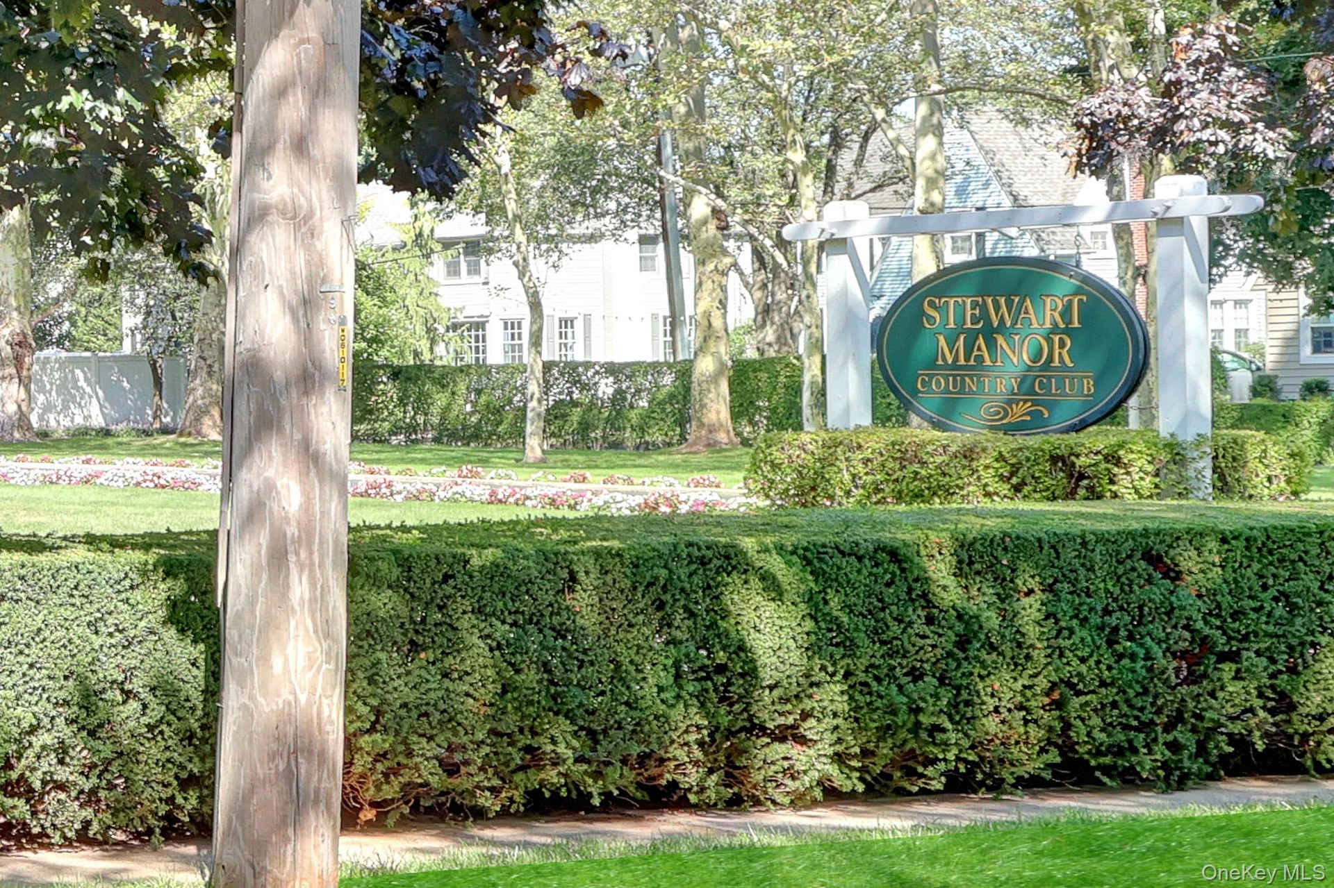 Stewart Manor Country Club - event space