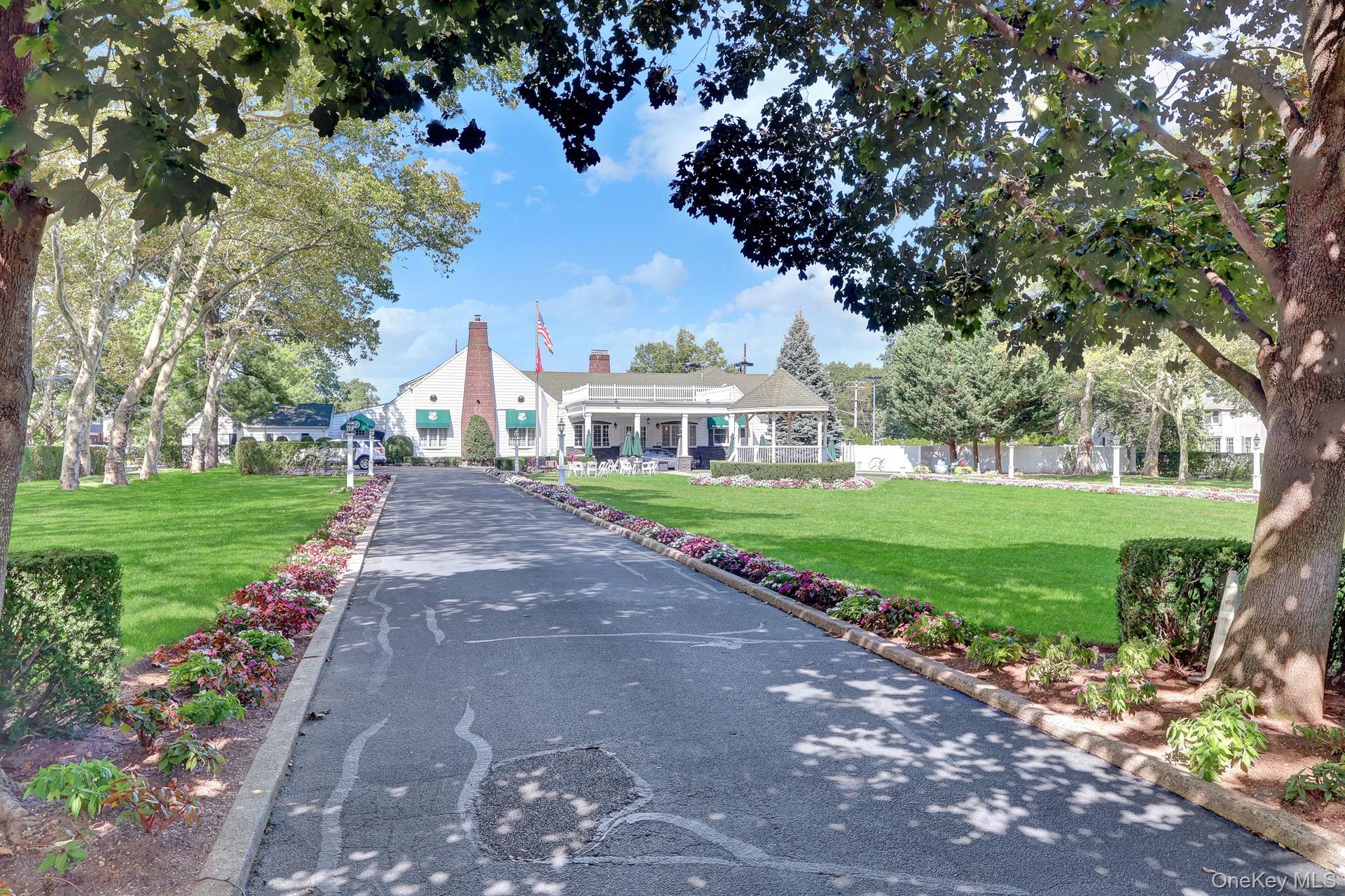 Stewart Manor Country Club - Event Space