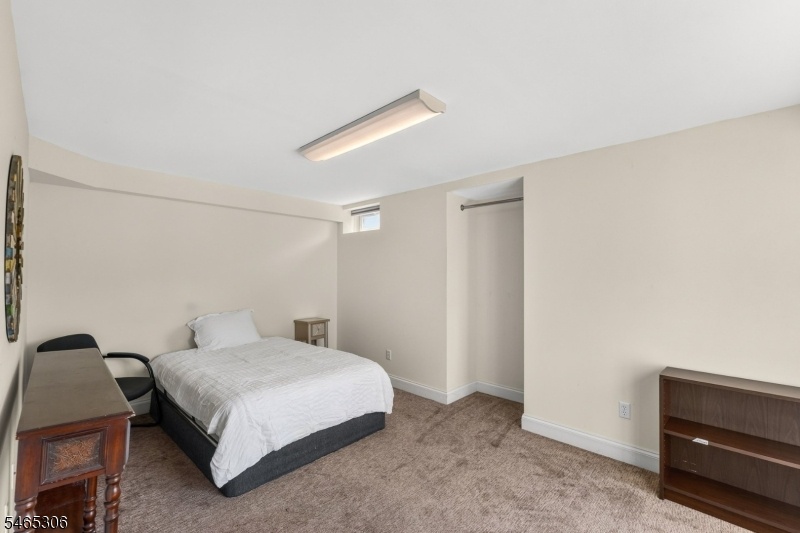 Flex Room