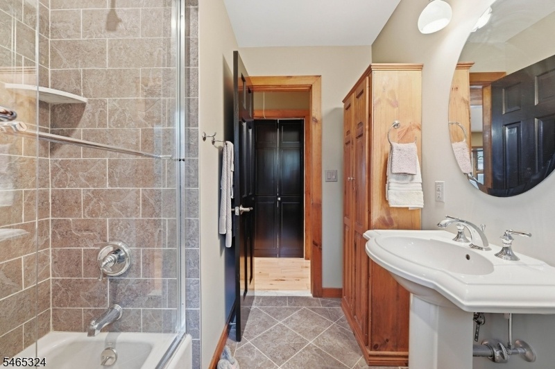 1st Floor Full Bath