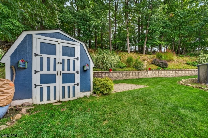 shed