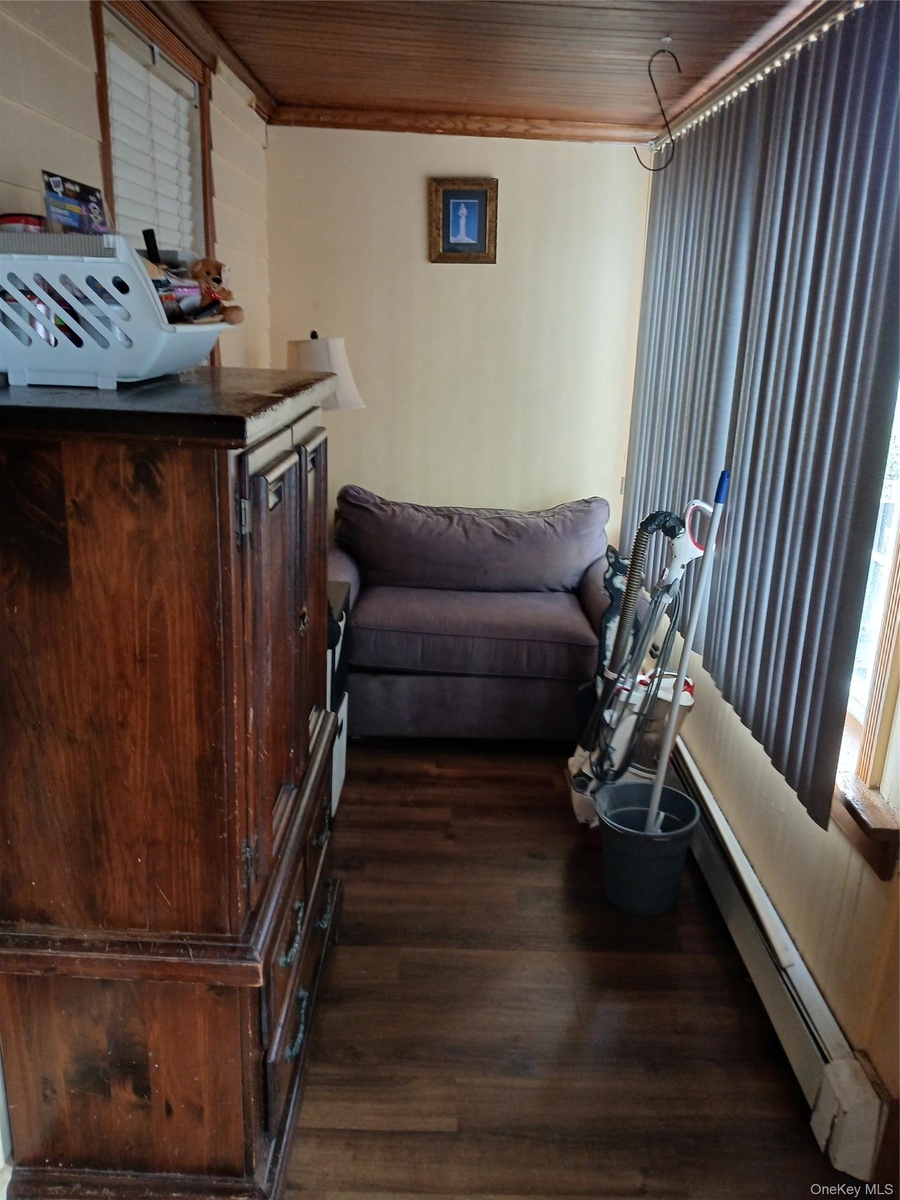 Enclosed porch