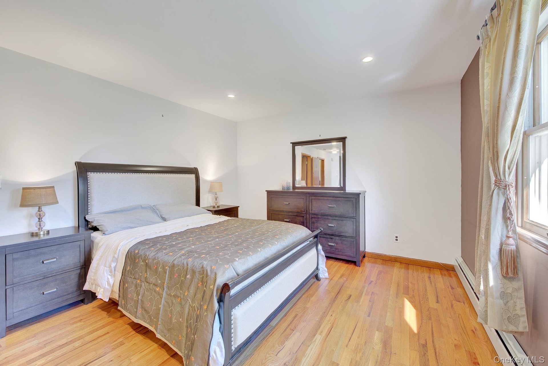 Bedroom #4 (Ground Level)