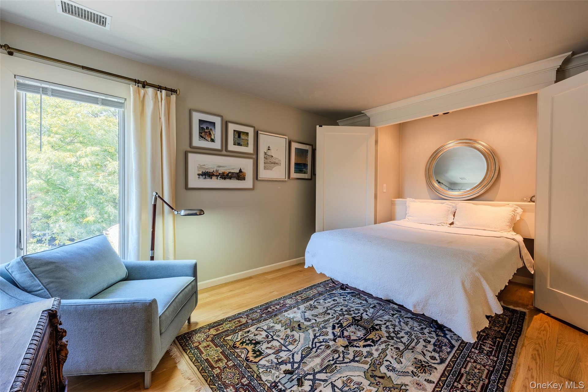 Second bedrooms with built in Murphy bed with built in lighting and electric.