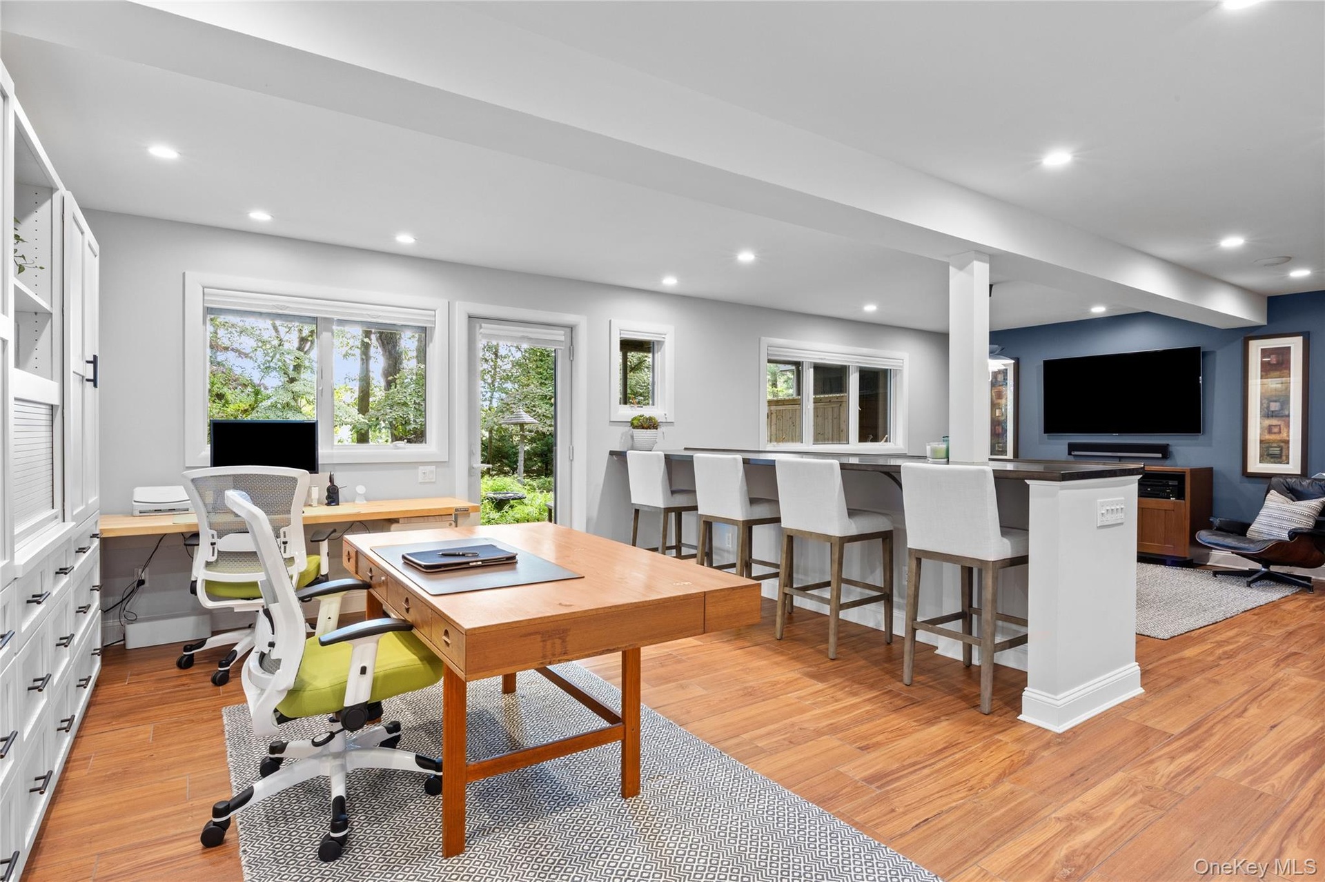 Amazing multi use space for casual entertaining