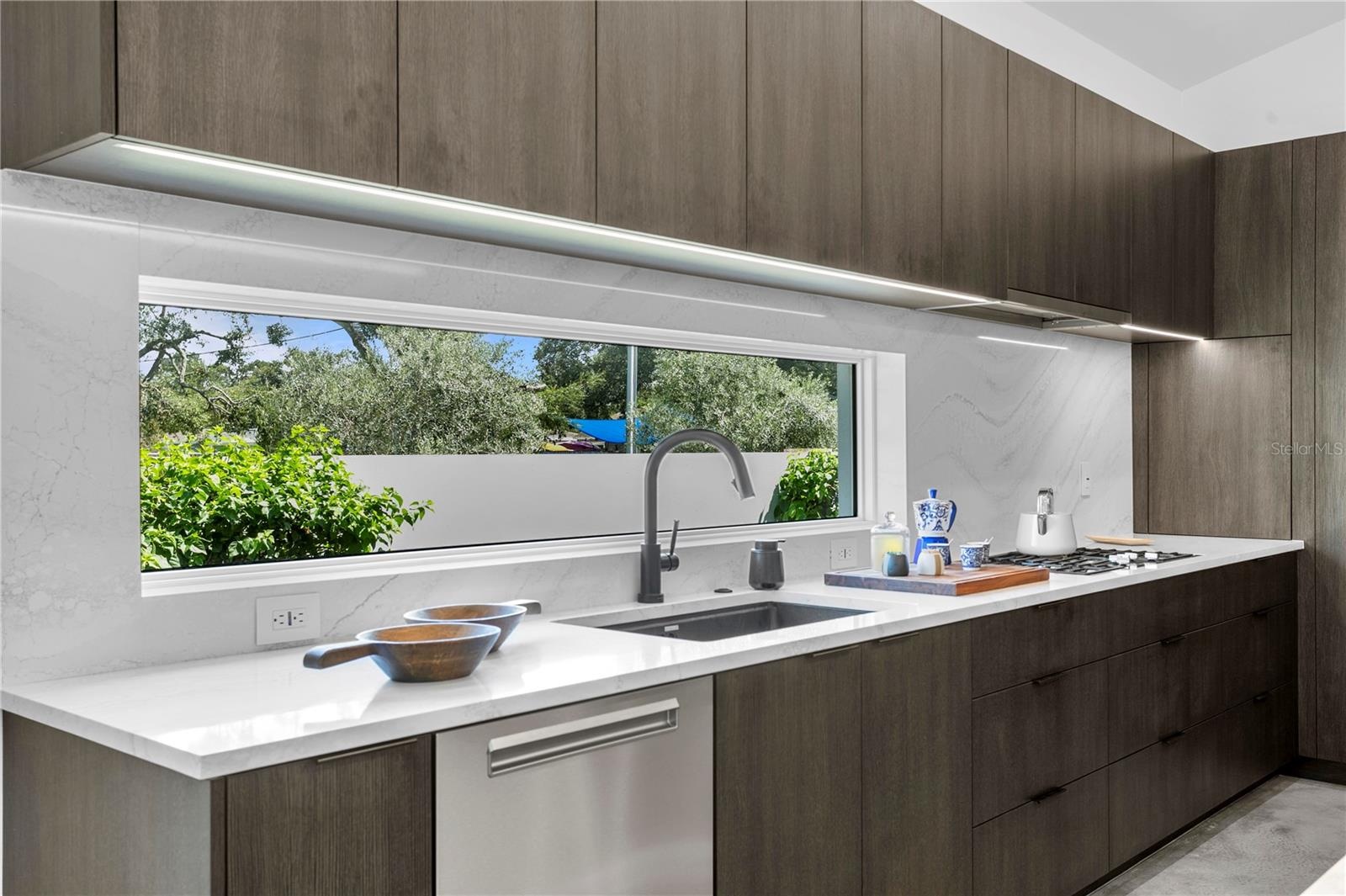 Custom Window Backsplash