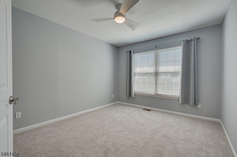Master Bedroom Walk In Closet