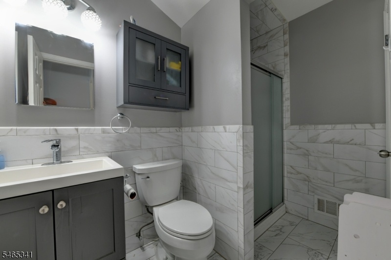 PRIMARY FULL BATH