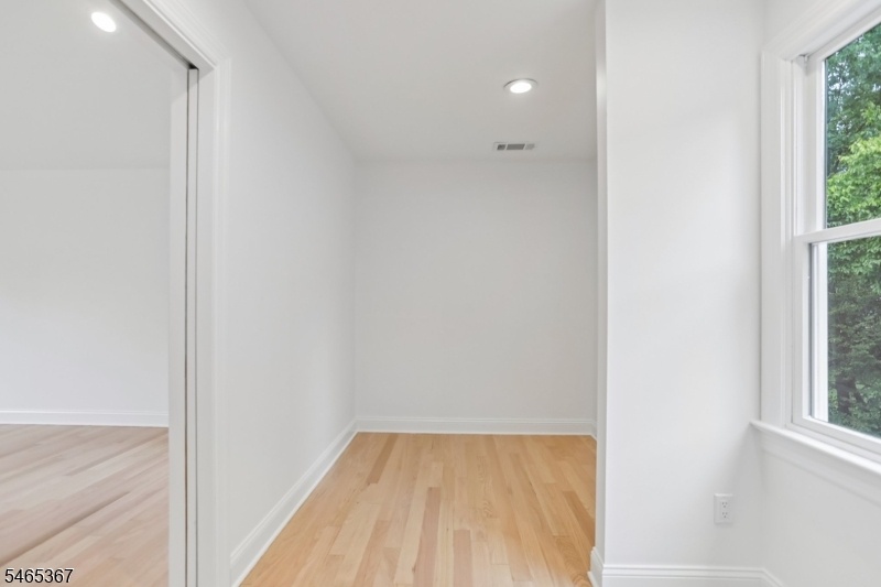 Walking closet