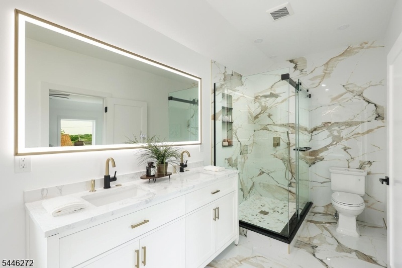 Spa - Like Primary Bathroom