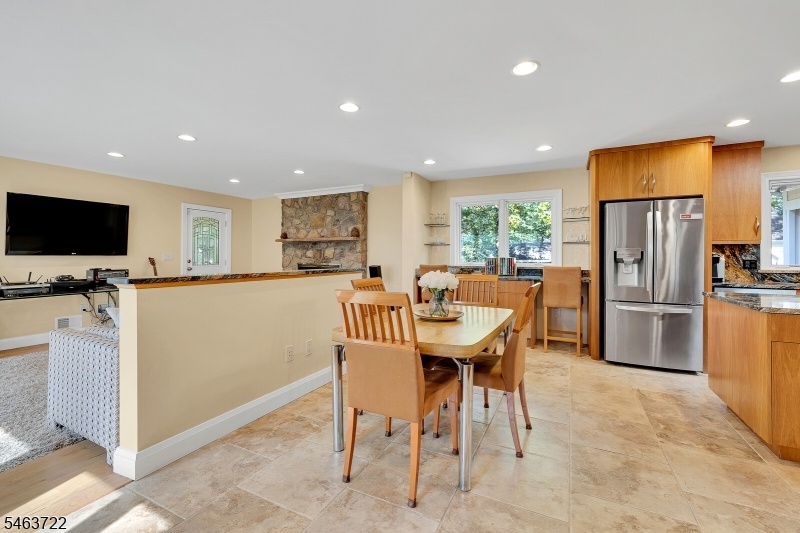 Kitchen/Family Room