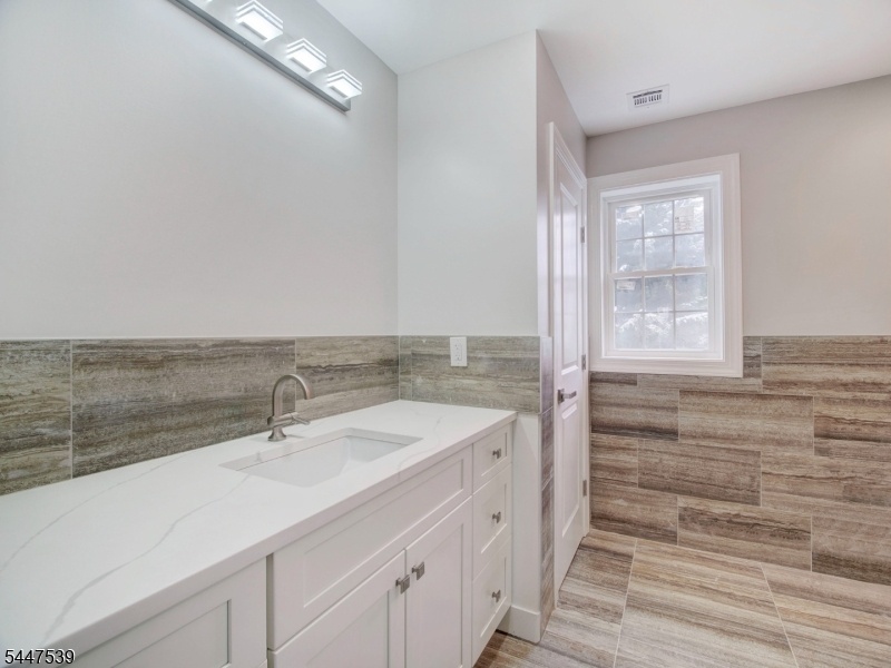 Full Bath