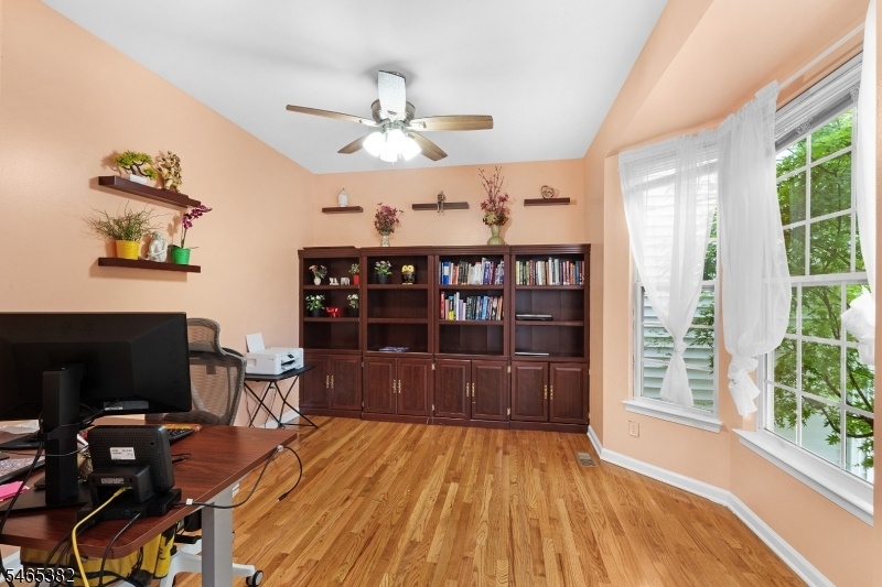 OFFICE / POSSIBLE 5TH BDRM