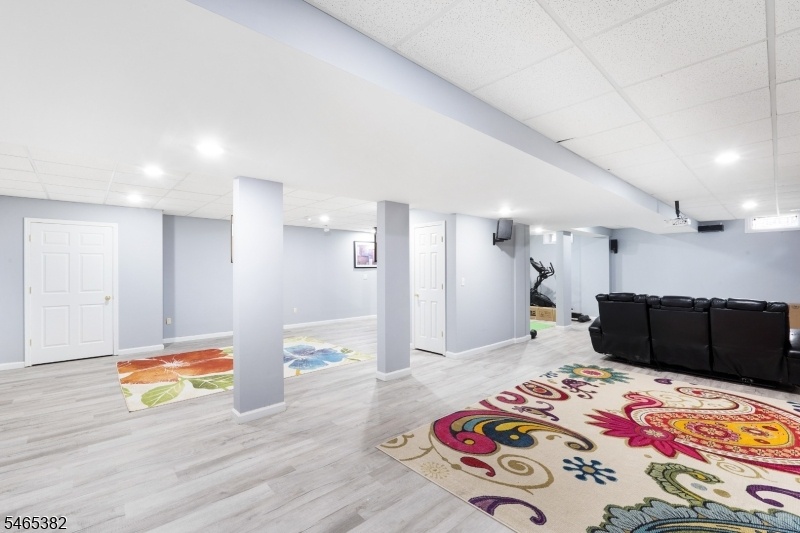 FINISHED BASEMENT