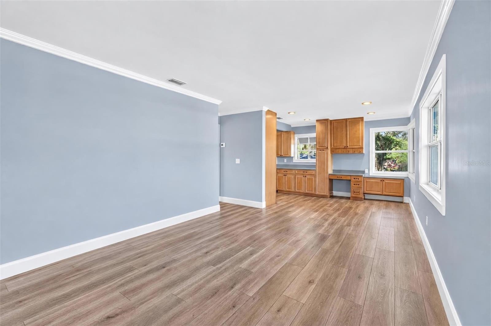 Living Room (Apartment)