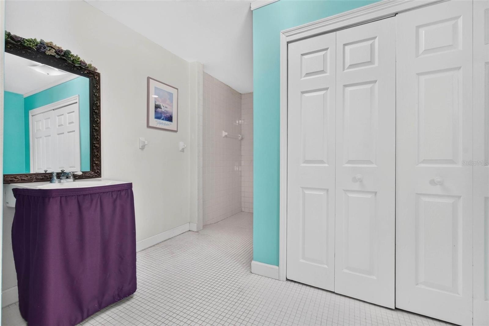 2nd Primary Bedroom Ensuite (Main House)