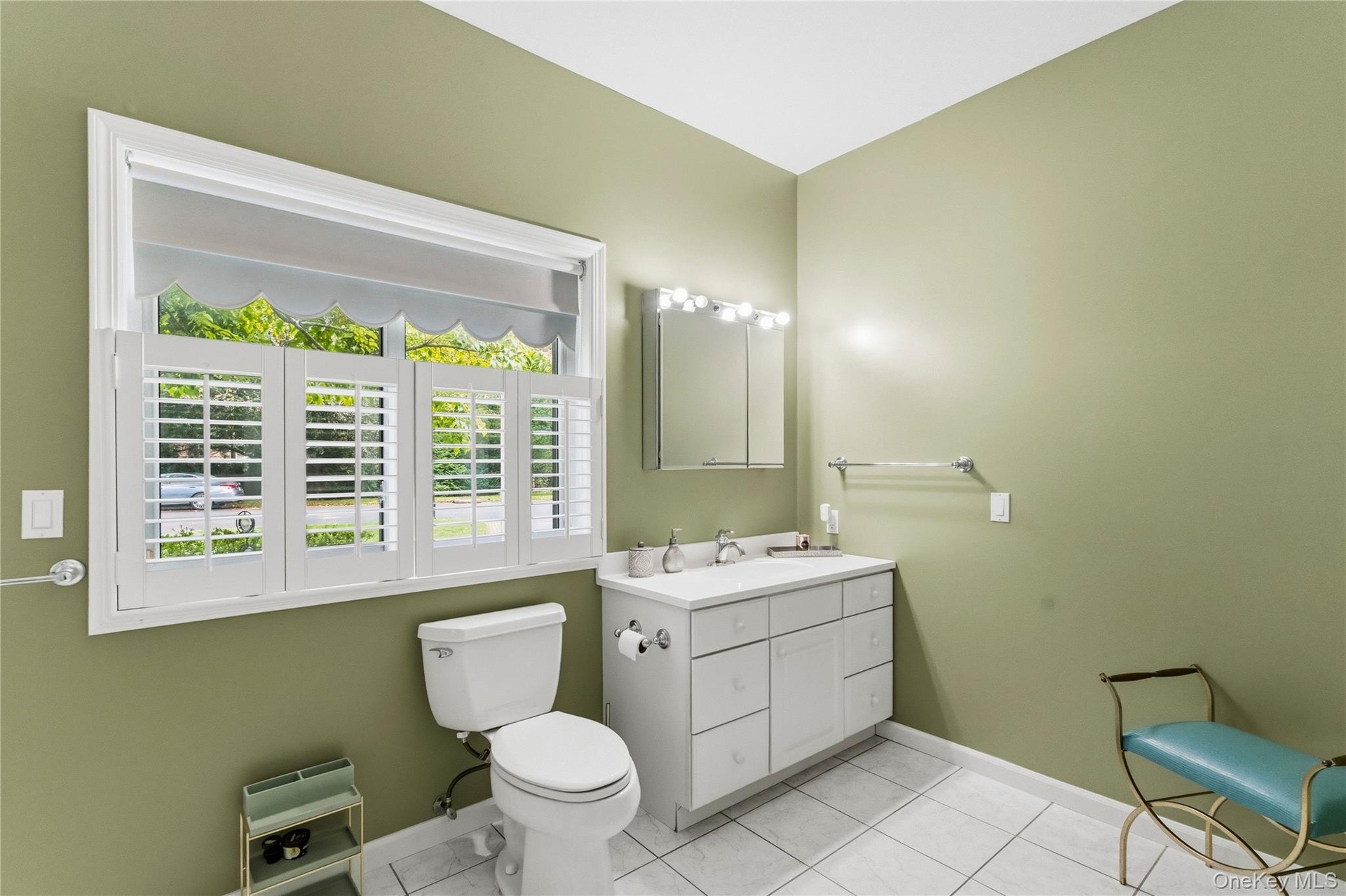 Full Bath with Shower