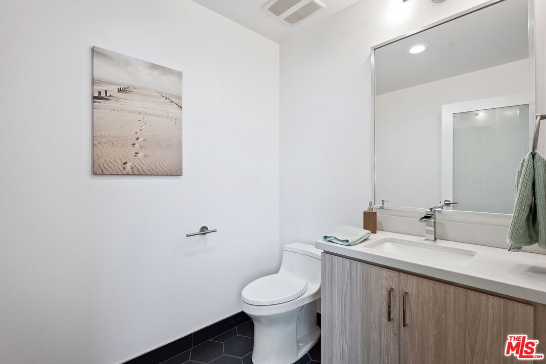 Guest bathroom