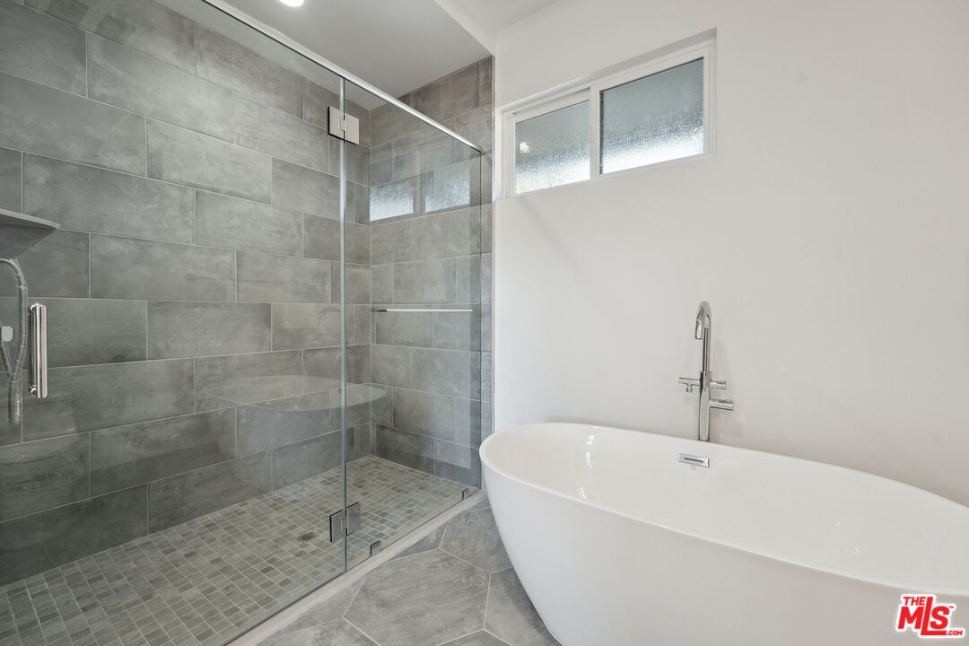 Beautiful tiled walk-in shower