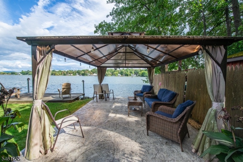 Pergola