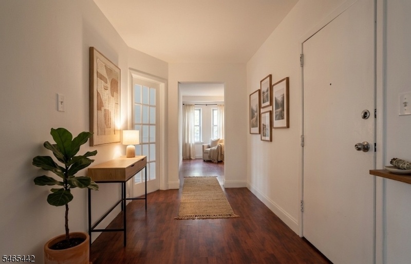 Hallway floor2