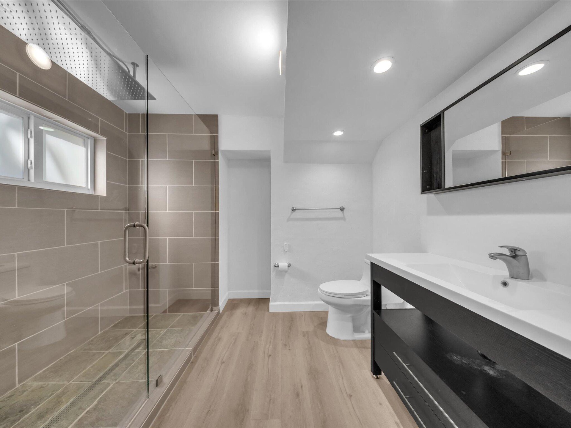 MAIN BEDROOM UPDATED BATHROOM