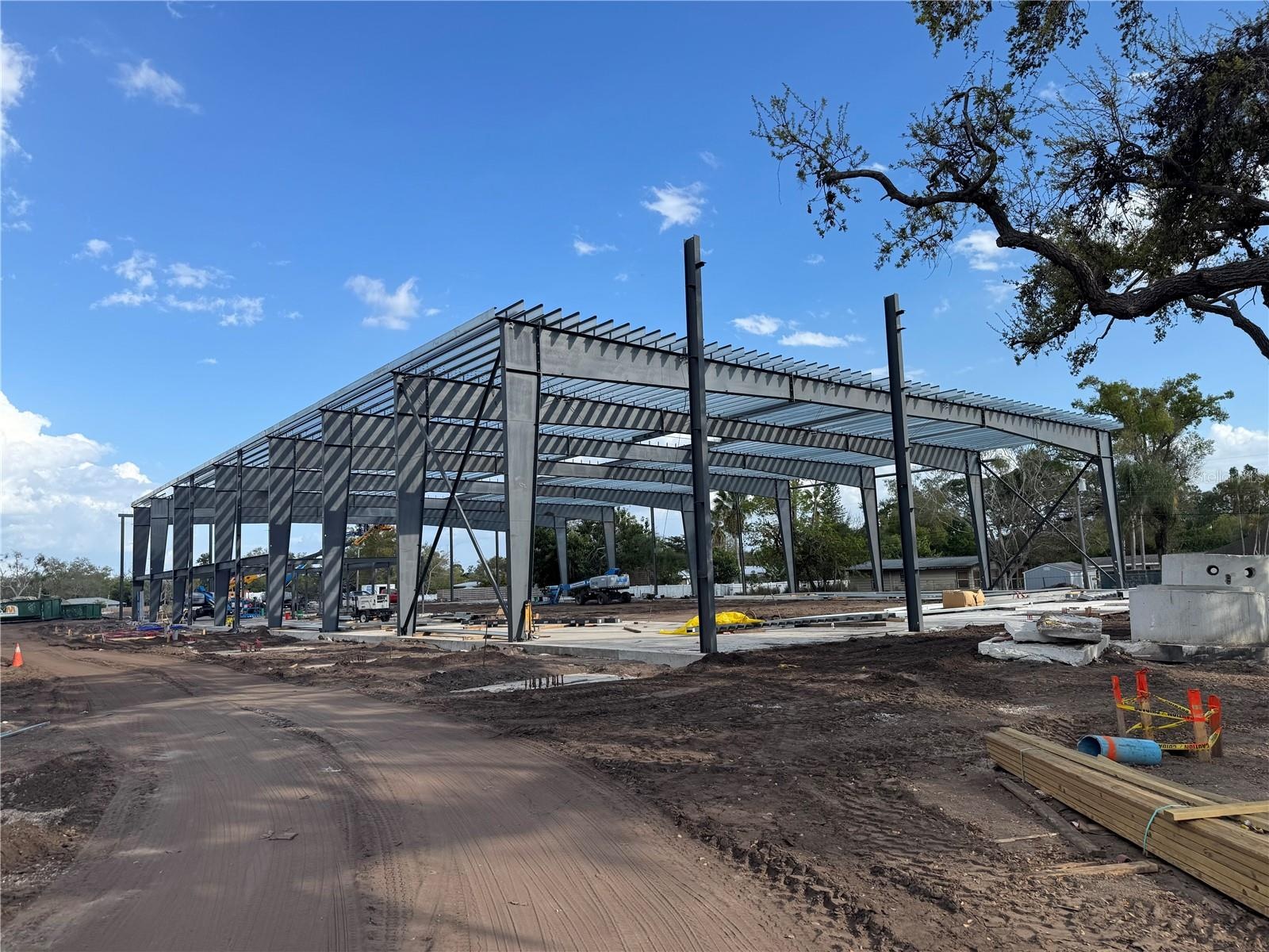 INDOOR TENNIS, PICKLEBALL & PADEL COURTS OPENING THIS FALL plus Acres of OUTDOOR Courts as well!!!