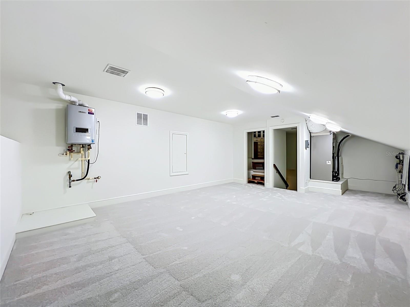 primary suite hidden room
