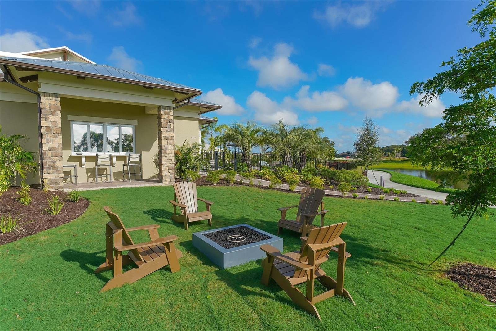 Clubhouse Outdoor Fire pit