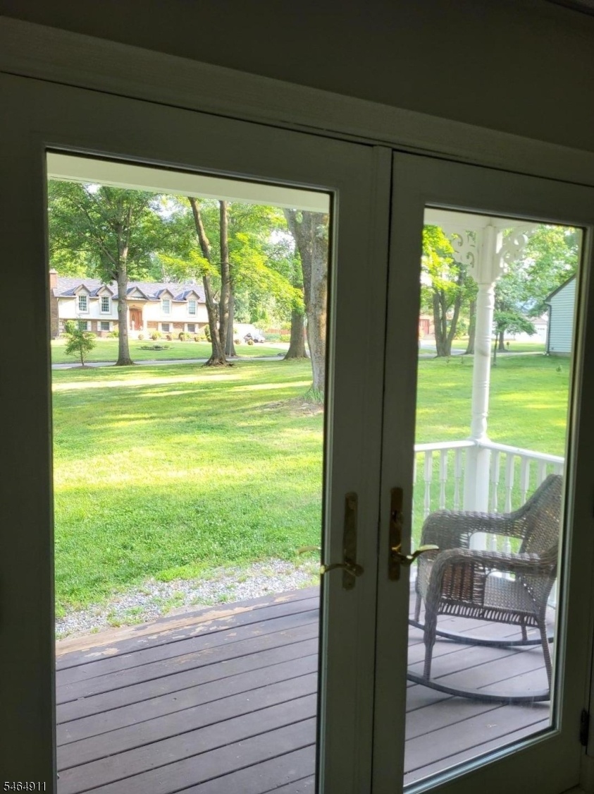 SIDE PORCH
