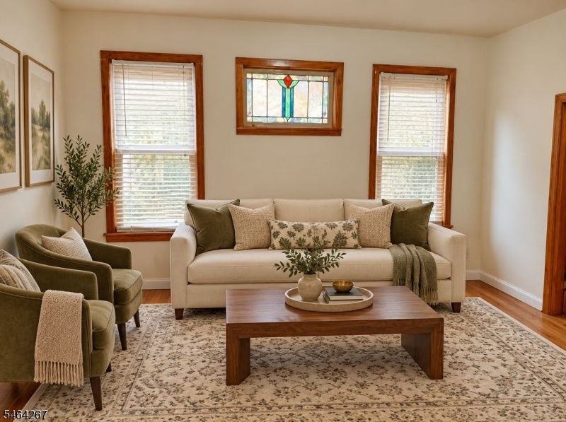 Unit R2 - Living Room