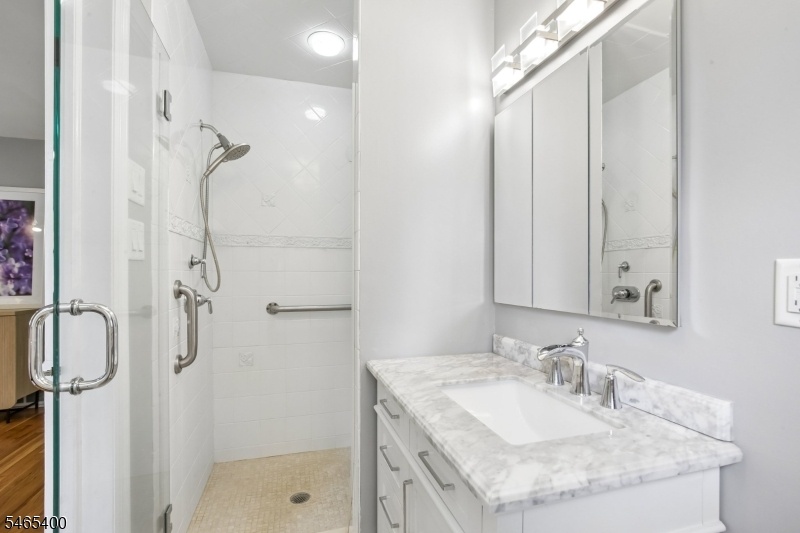 Main bathroom
